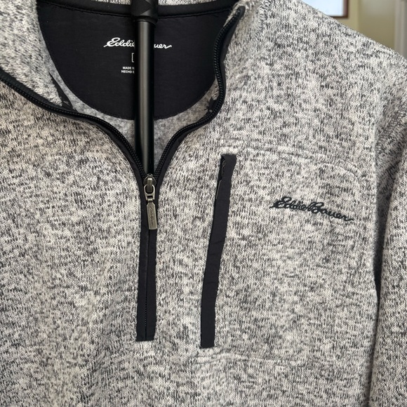 Eddie Bauer Heathered Gray Half-Zip Women’s Small Fleece Soft & Warm Unisex - Picture 4 of 8